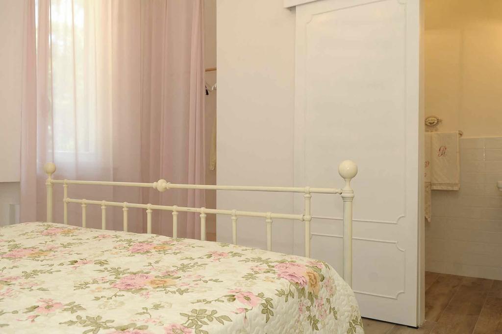 הוילה צ'יביטלה אין ואל די קיאנה La Casa Nel Bosco מראה חיצוני תמונה